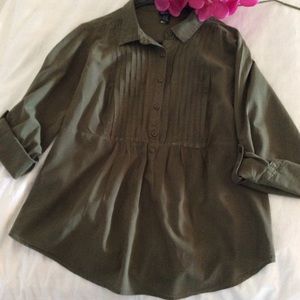 Torrid blouse size 1